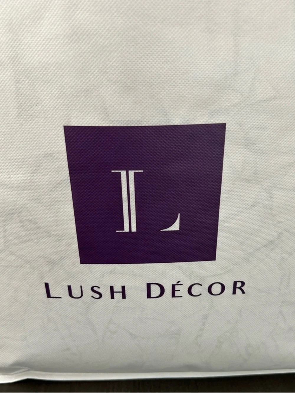 Lush Décor Serena Comforter Set King 3PC Light Gray Floral Textured New With Tag